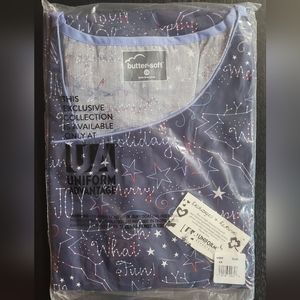 Uniform Advantage 4x Women's Holiday Scrub Top